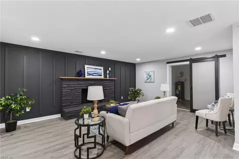 1057 Dune St, Norfolk, VA 23503