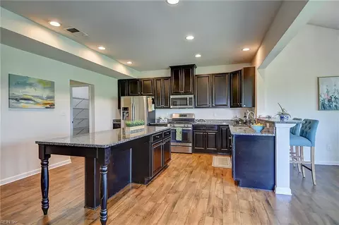 347 Spring Hill Pl, Smithfield, VA 23430