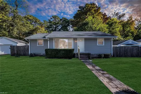 11 Warren Dr, Portsmouth, VA 23701