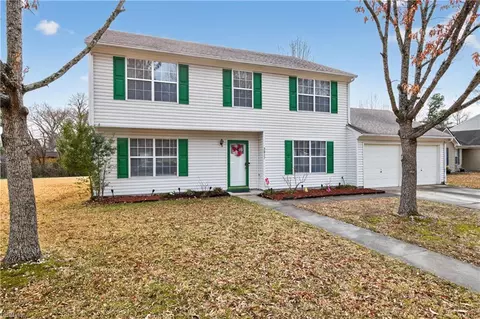 2817 N Creek Dr, Chesapeake, VA 23323
