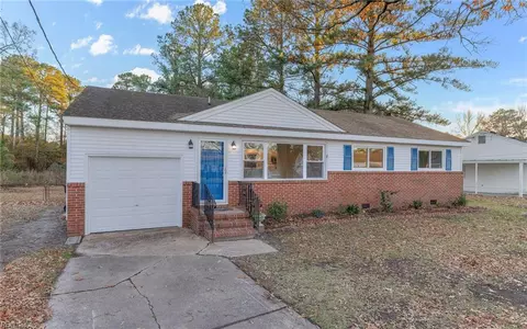 1008 Shore Rd, Chesapeake, VA 23323