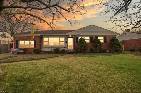 8220 Jolima Ave, Norfolk, VA 23518