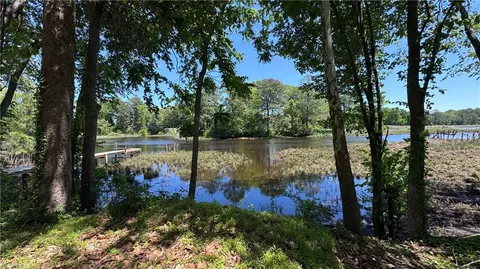 3504 Old Mill Rd, Chesapeake, VA 23323