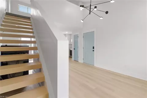 9600 2nd Bay St #204, Norfolk, VA 23518