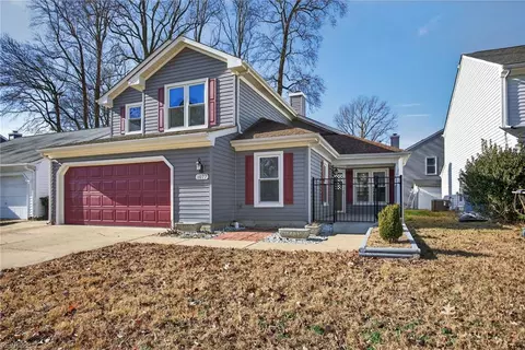 1077 Oakton Mews, Virginia Beach, VA 23464