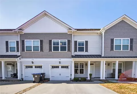 308 Sikeston Ln, Chesapeake, VA 23322
