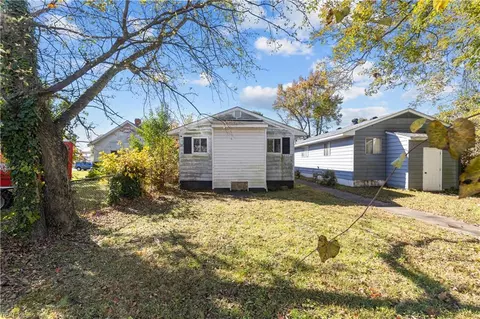 Exterior - 710 Back River Rd N, Hampton, VA 23669 photo 6 of 7