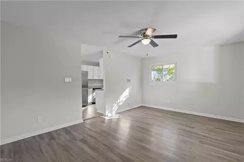 Living - 710 Back River Rd N, Hampton, VA 23669 photo 2 of 2