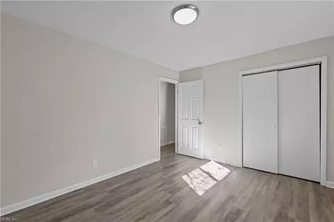 Bedroom - 710 Back River Rd N, Hampton, VA 23669 photo 5 of 5