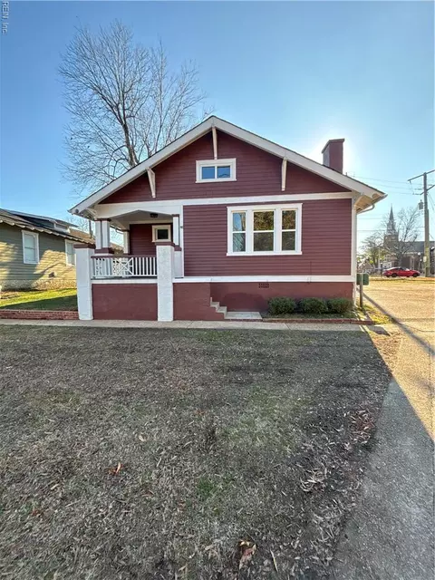 7 College Ct, Suffolk, VA 23434
