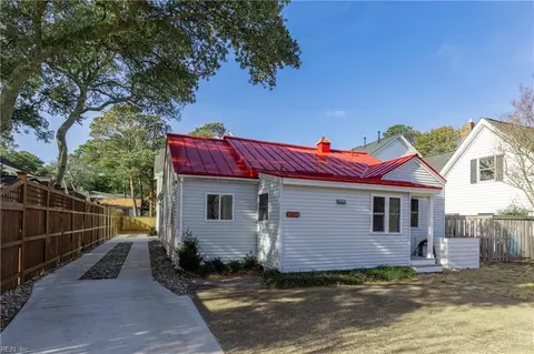 8704 Atlantic Ave #A, Virginia Beach, VA 23451