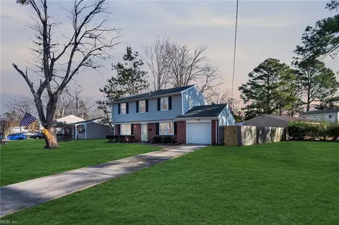 724 Forest Trl, Virginia Beach, VA 23452