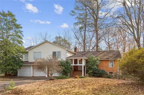182 Revelle Dr, Newport News, VA 23608