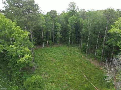 1813 Shillelagh Rd, Chesapeake, VA 23323