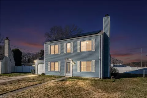 8 Roundtree Cir, Hampton, VA 23661