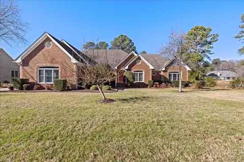 240 Marsh Island Dr, Chesapeake, VA 23320