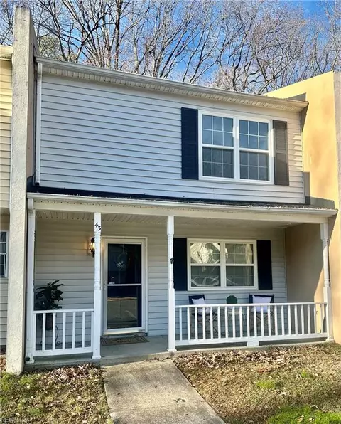 43 Otsego Dr, Newport News, VA 23602