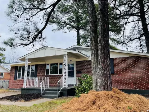 1511 Cavalier Blvd, Portsmouth, VA 23701