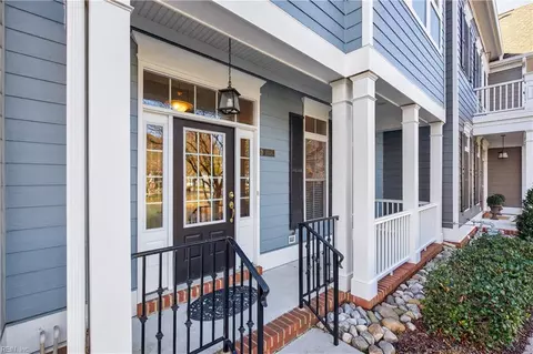 1008 Cranberry Dr #88, Chesapeake, VA 23320