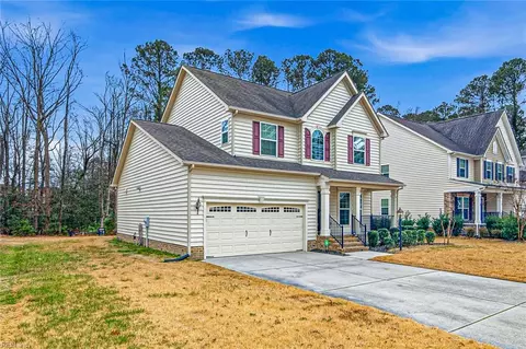 13428 Harbor Dr, Carrollton, VA 23314