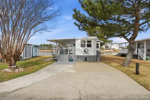 3665 Sandpiper Rd #148, Virginia Beach, VA 23456