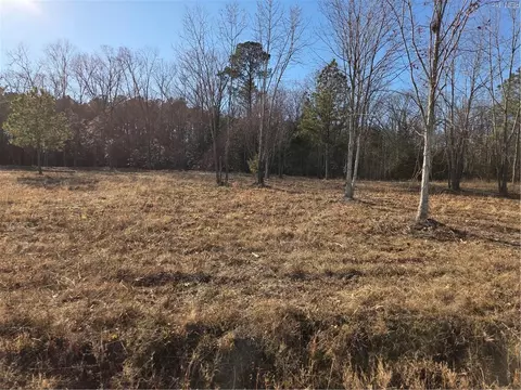 5 Sandy Hill Rd, Sussex County, VA 23837