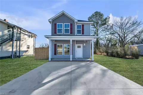 602 County St #B, Suffolk, VA 23434