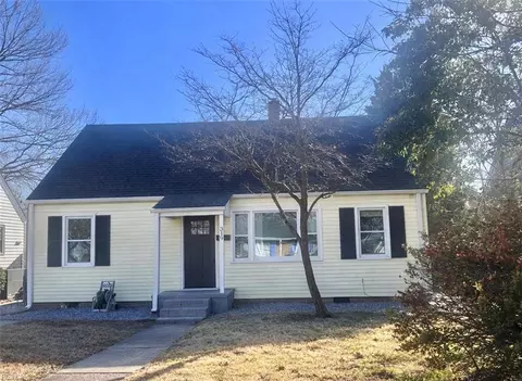 319 Winshire St, Norfolk, VA 23503