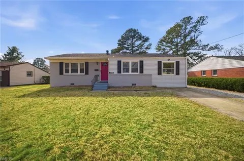355 Dillon Dr, Virginia Beach, VA 23452