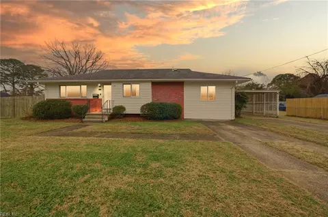1117 Nolan Ave, Virginia Beach, VA 23464