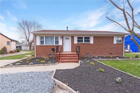 122 Big Bethel Rd, Hampton, VA 23666