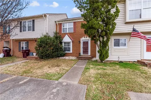 802 Sutherland Arch Arch, Chesapeake, VA 23320