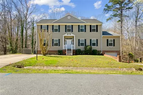 123 Pebble Beach Ln, Williamsburg, VA 23185