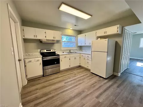 Kitchen - 121 Fort Worth St, Hampton, VA 23669 photo 1 of 1