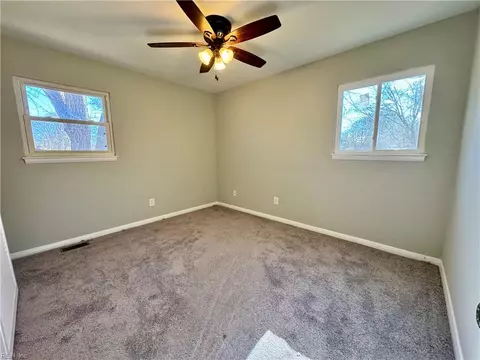 Bedroom - 121 Fort Worth St, Hampton, VA 23669 photo 3 of 4