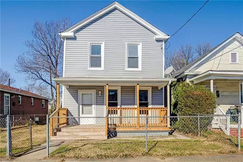 717 31st St, Newport News, VA 23607