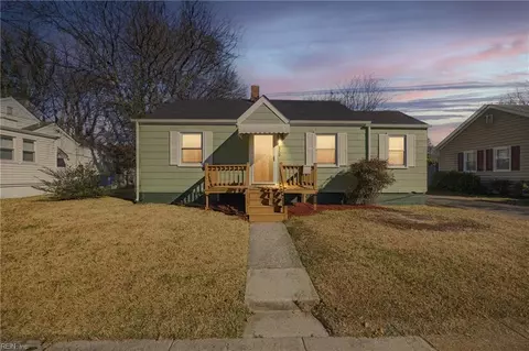 512 Gladstone Rd, Norfolk, VA 23505