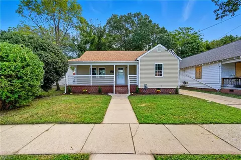 1711 Richmond Ave, Portsmouth, VA 23704