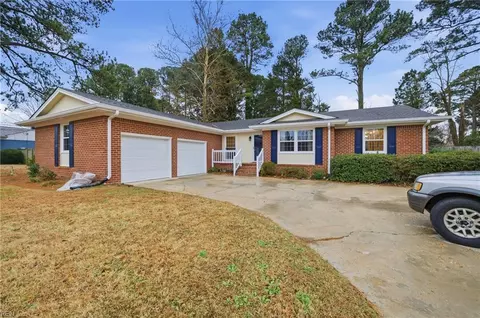 2425 Hood Dr, Virginia Beach, VA 23454
