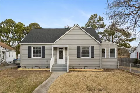 3483 W Bonner Dr, Norfolk, VA 23513