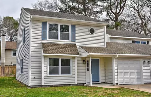 1 Romsey Cir, Chesapeake, VA 23320