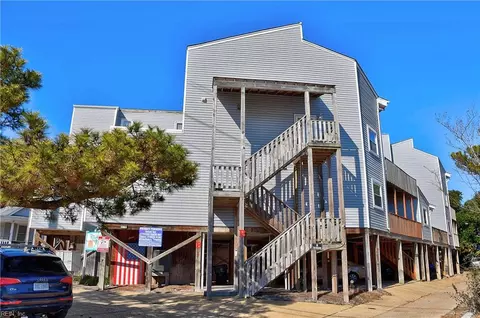 1326 W Ocean View Ave #B, Norfolk, VA 23503