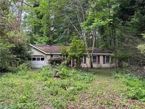 1156 Hallieford Rd, Mathews County, VA 23068