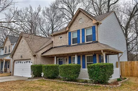 4528 Hollingsworth Ln, Virginia Beach, VA 23456