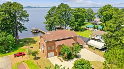 953 Old Ferry Rd, Edenton, NC 27932