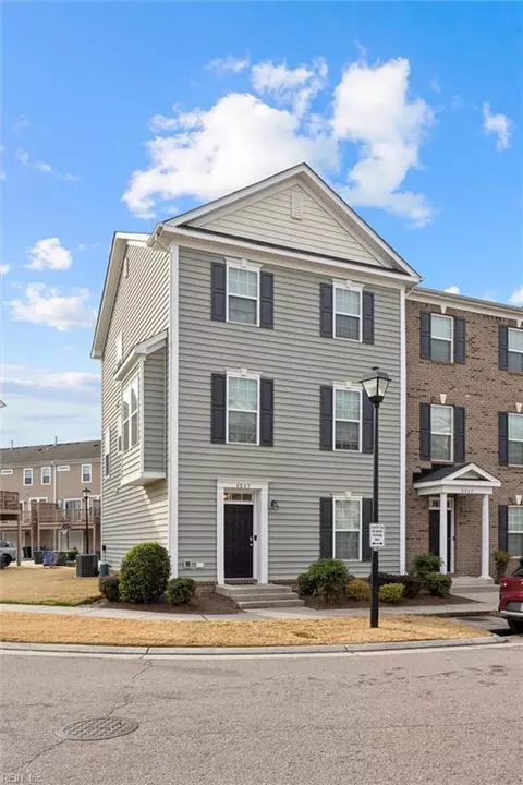 4841 Travertine Ave, Virginia Beach, VA 23462