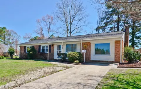3725 Historyland Dr, Virginia Beach, VA 23452