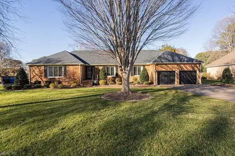 1608 Star Grass Rd, Virginia Beach, VA 23454