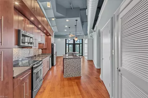 415 Saint Pauls Blvd #407, Norfolk, VA 23510