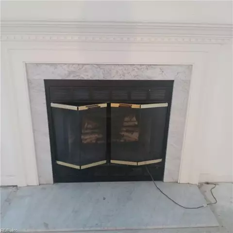 90 Madison Chase #90, Hampton, VA 23666 photo 3
